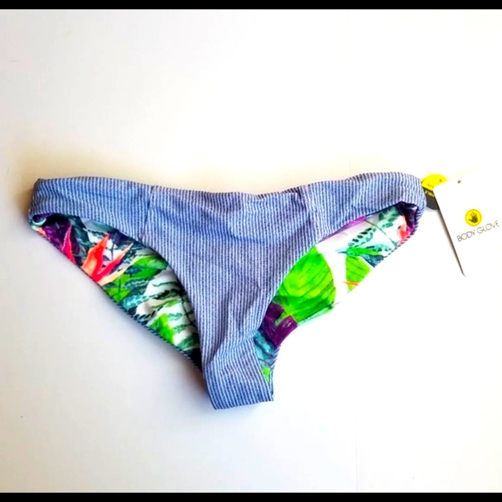 Body Glove Wild Eclipse Surf Rider Bikini Bottom Swimsuit - NWT SIZE SMALL